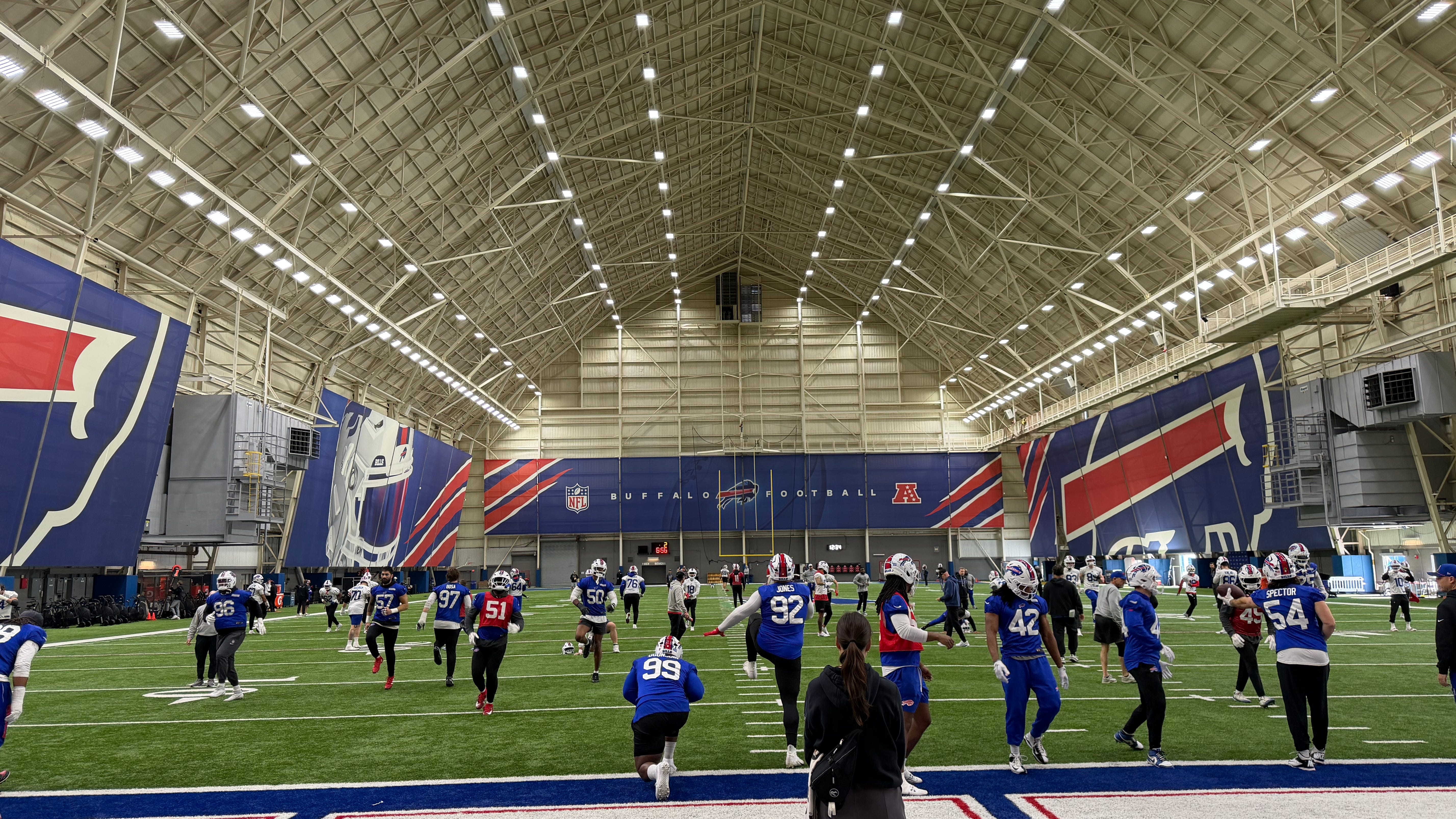 Bills get couple players back at practice, still without four others