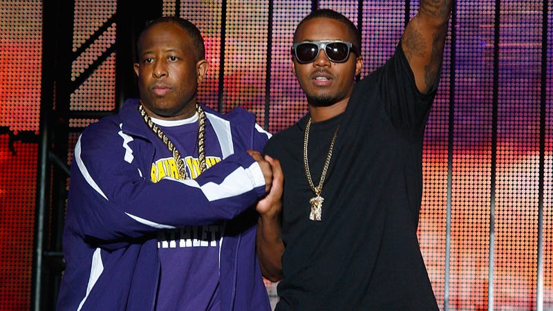  DJ Premier and Nas perform at the 8th Annual Rock The Bells festival on Governor's Island on September 3, 2011 in New York City.