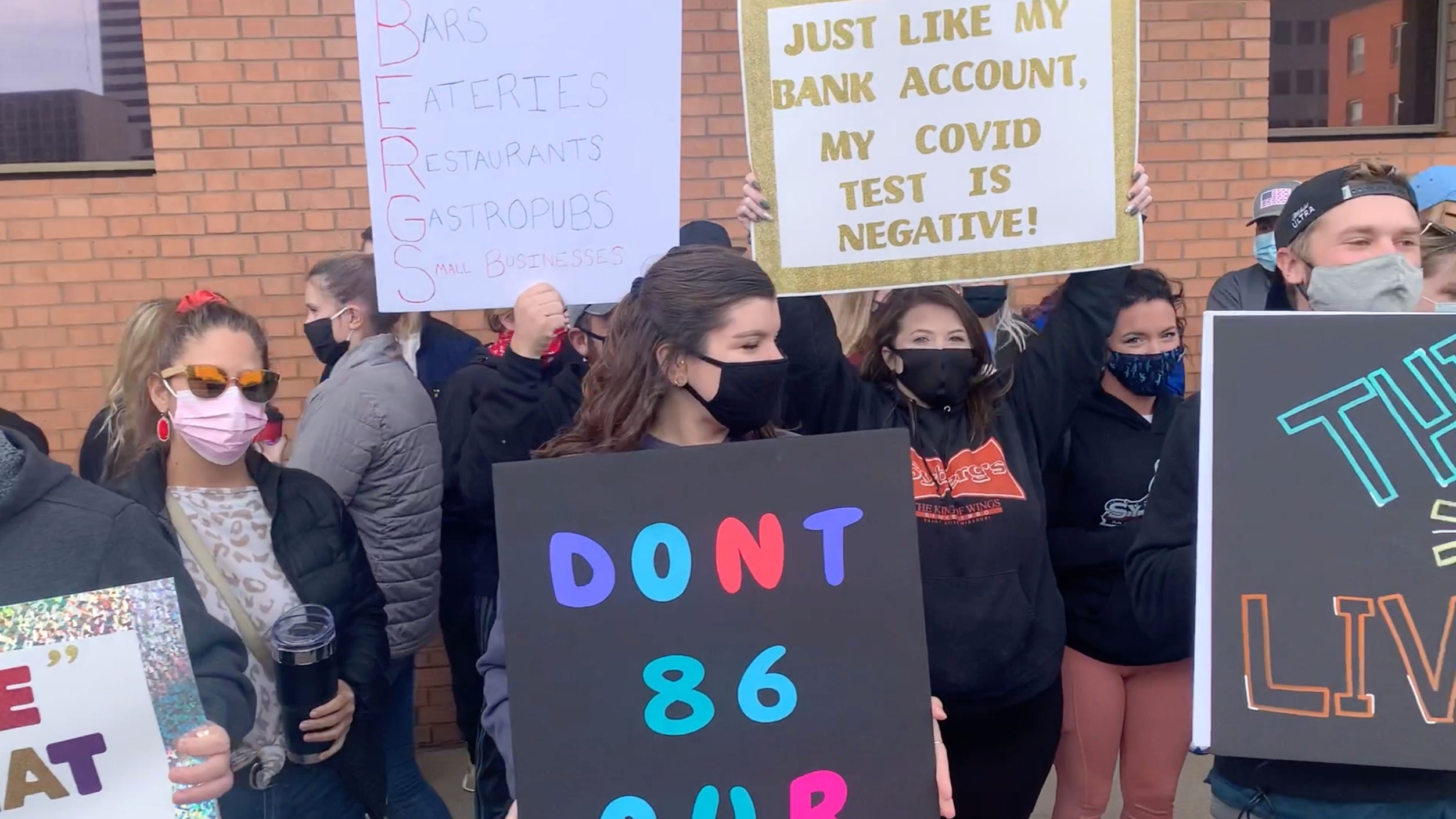 Restaurants, bars protest latest restrictions in St. Louis County: 'Can you only get COVID at a restaurant?'