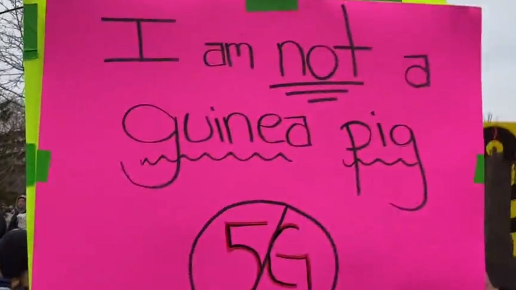 Infuriated parents to protest cell tower placement at Wyandotte elementary school