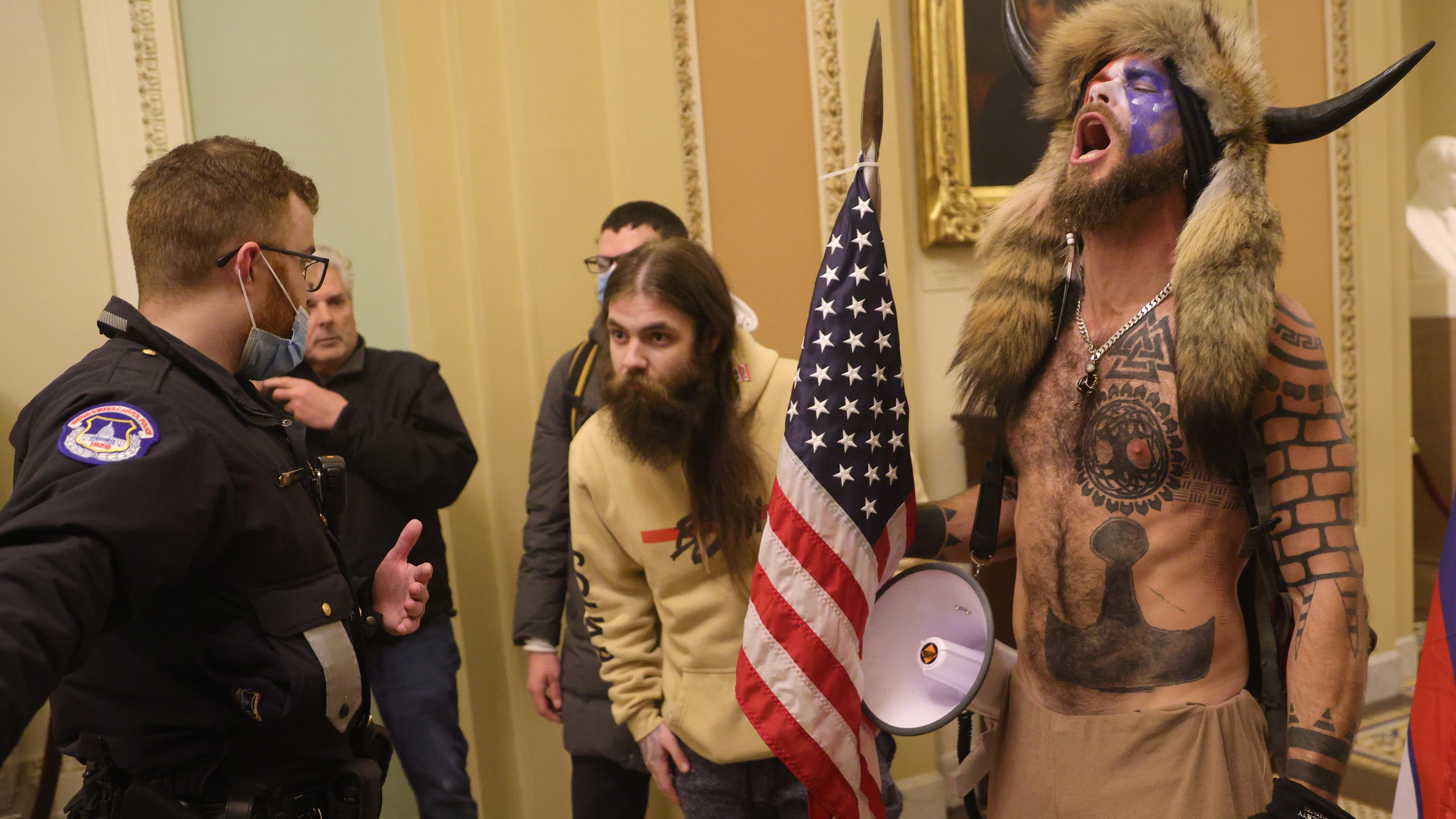Capitol police face scrutiny for response to siege