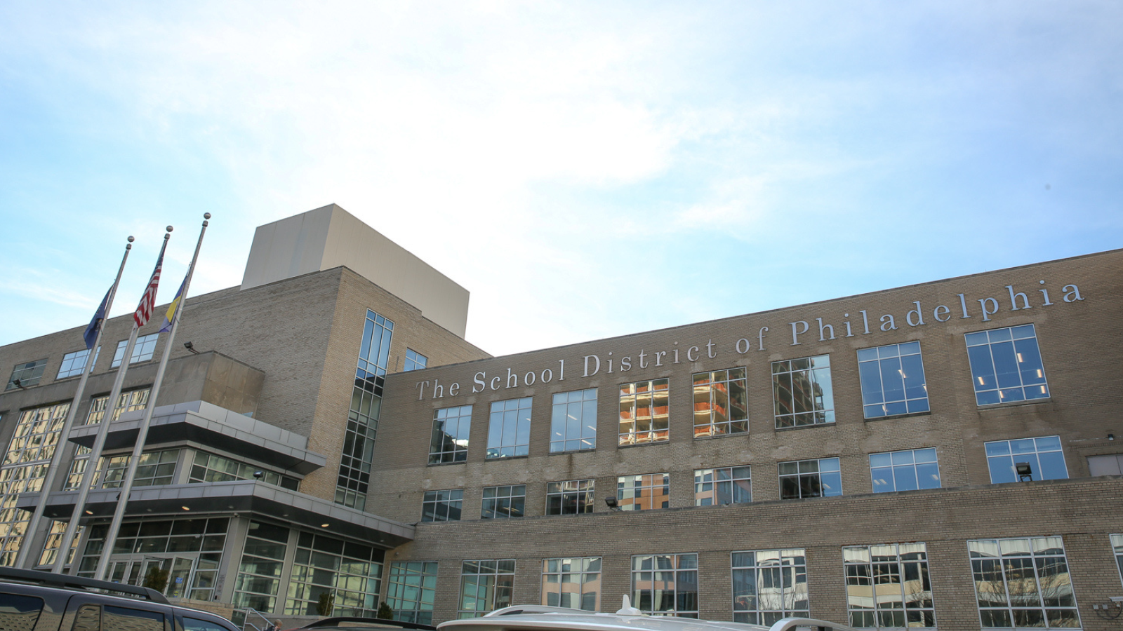 2 more top School District of Philadelphia staffers resign
