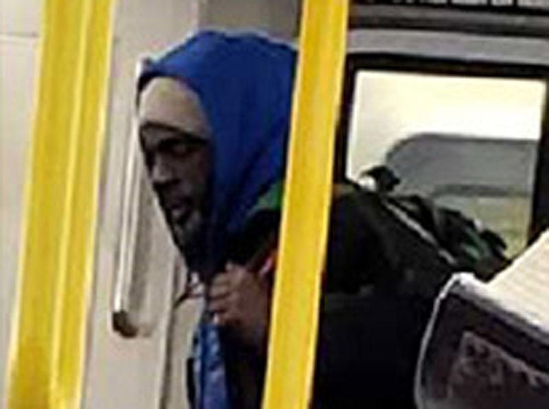 Q train lewd behavior