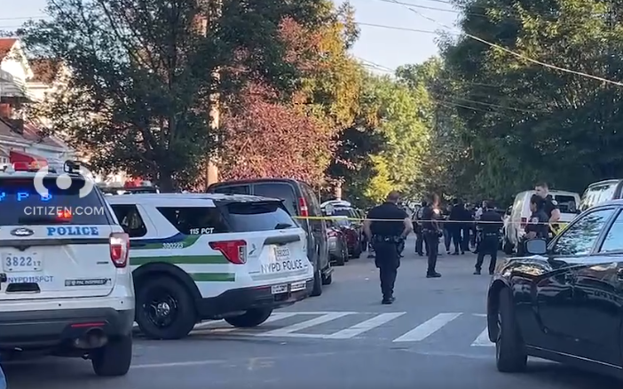 Man fatally shot in head in broad daylight on Queens street