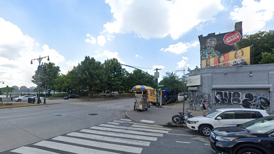 Man questioned in rape, robbery of jogger in West Village: sources
