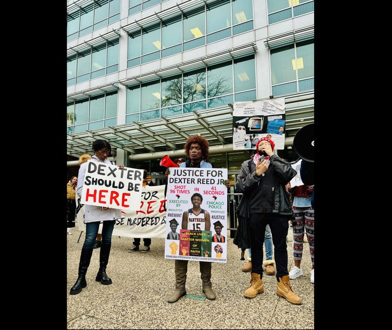 protesters outside Chicago Police Headquarters