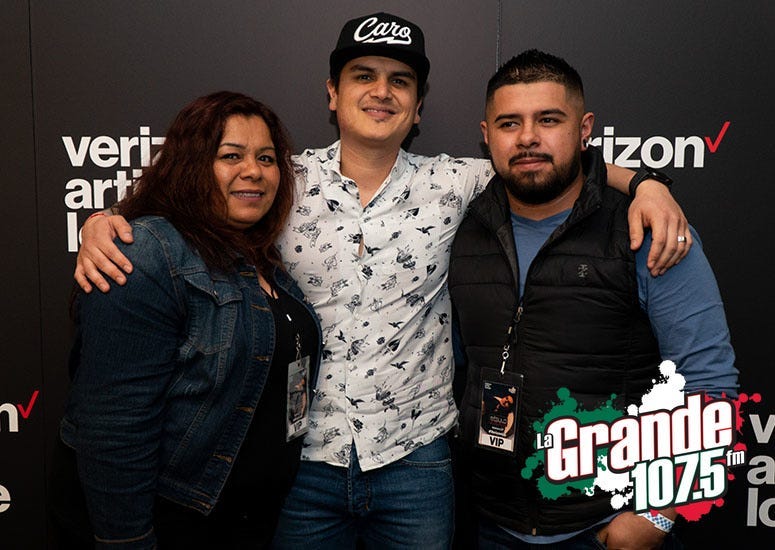 Regulo Caro M&G (22
