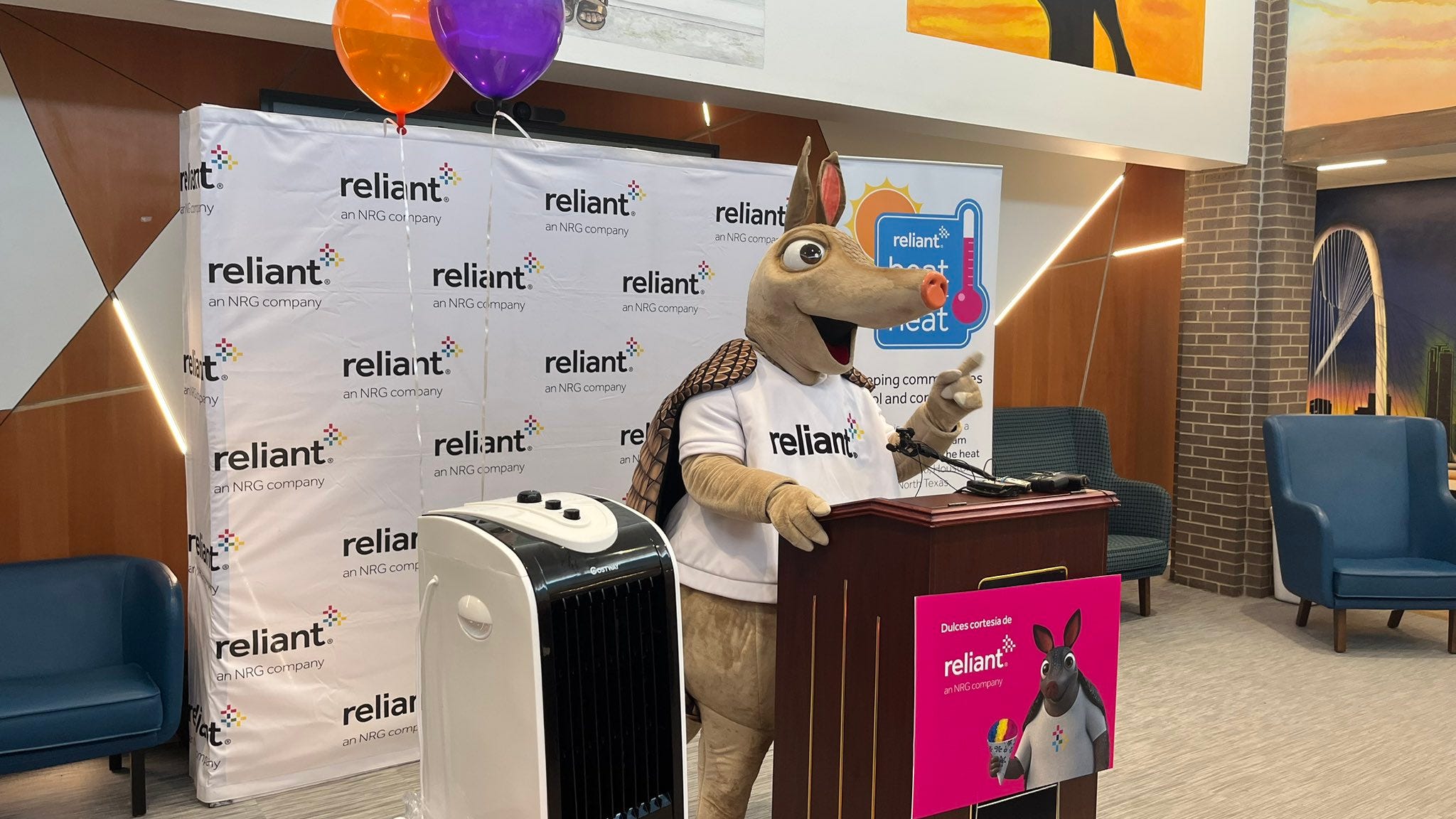 Dallas County, Reliant Energy renew partnership for energy assistance