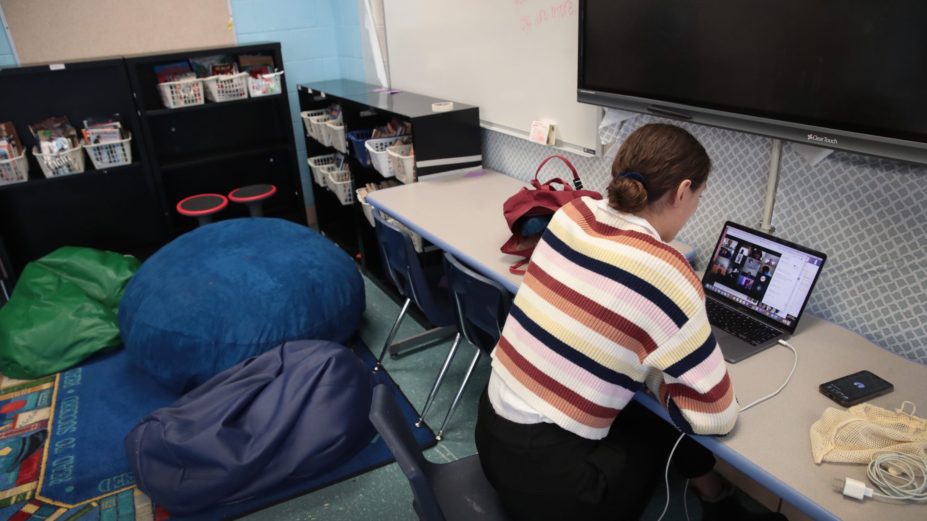 City Council members weigh in on CPS, teachers union standoff over continued in-person learning during COVID surge