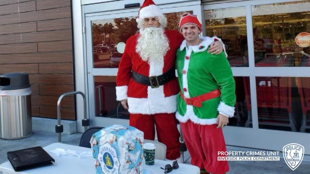 Santa Claus and his elf come to the rescue for alleged retail thefts, carjacking at shopping center