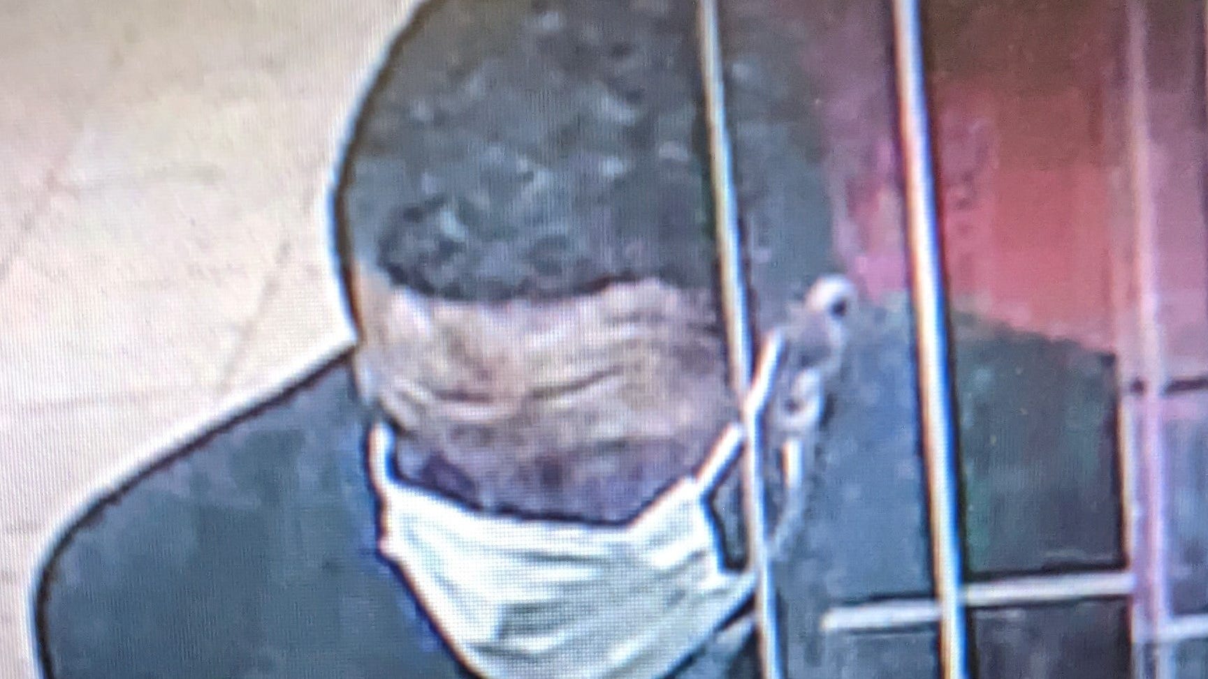 Gunman robs East Side bank: FBI