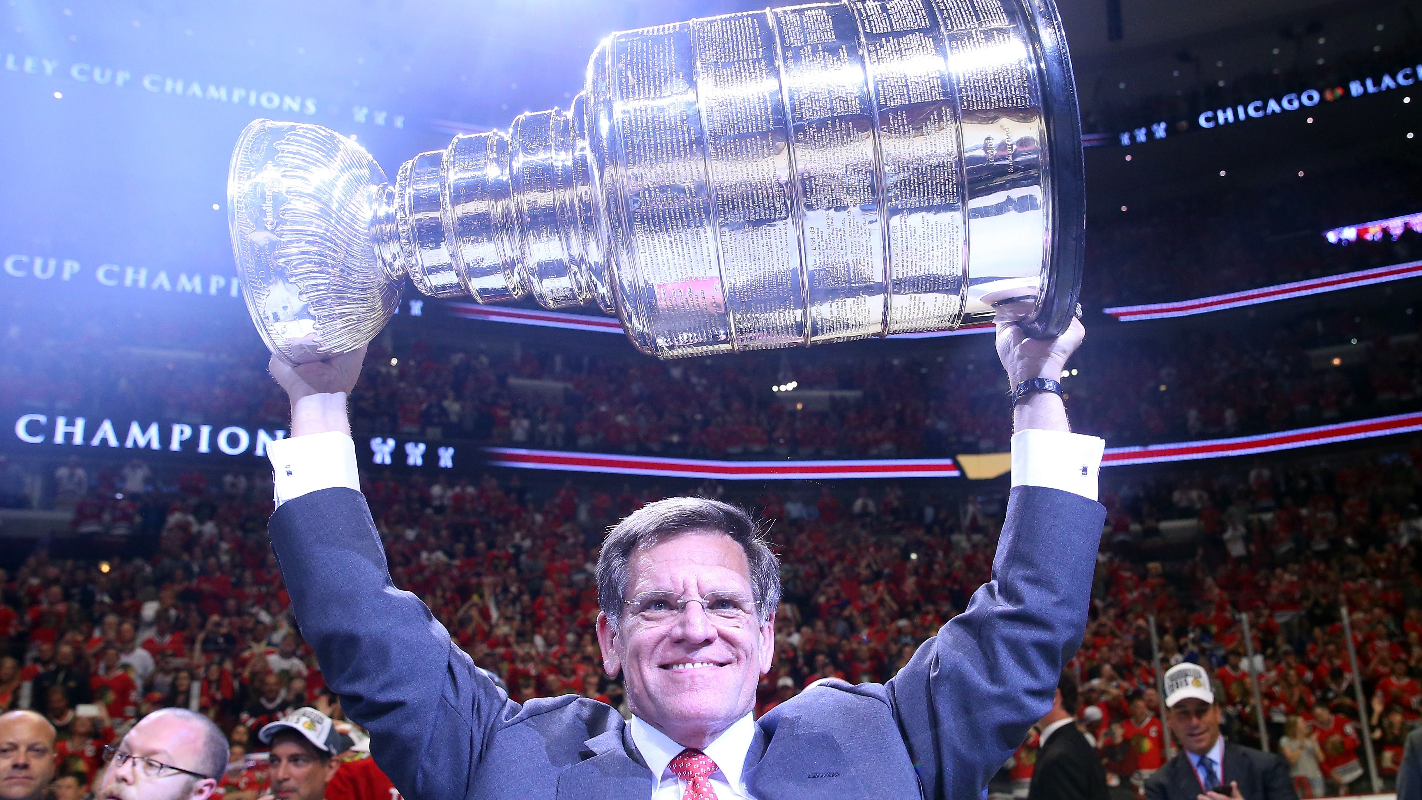 Blackhawks chairman and owner Rocky Wirtz dead at 70