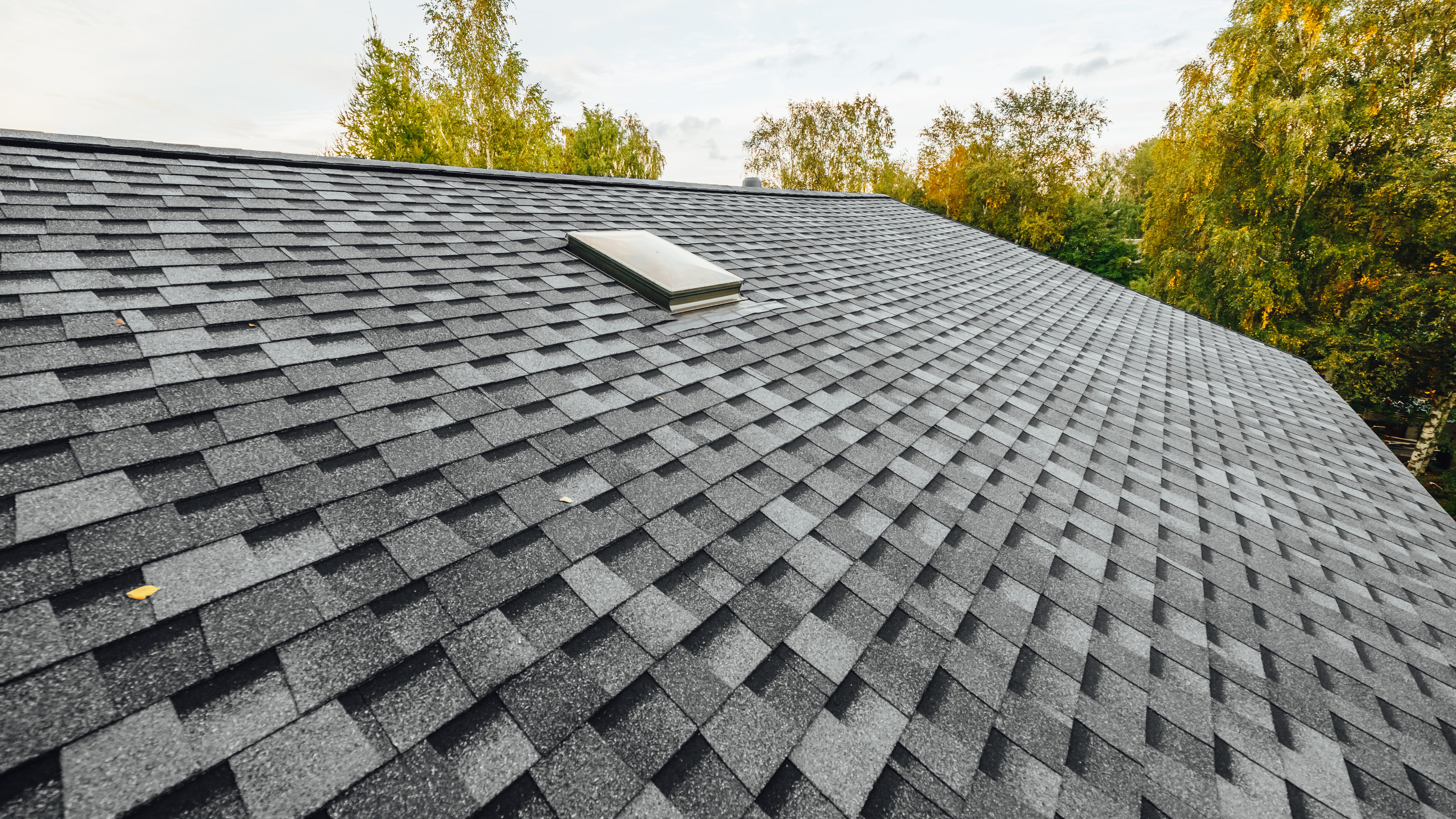 Roofing firm accused of unsafe work practices, faces federal fines