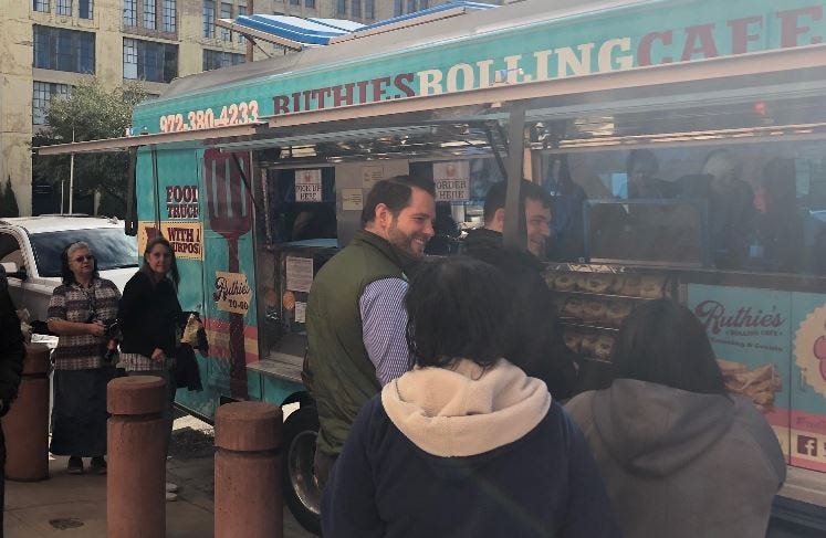 Ruthie's Rolling Cafe