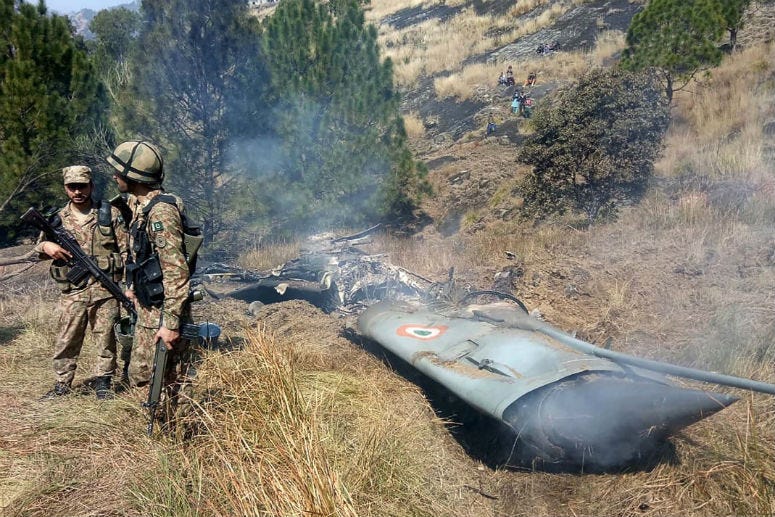The US called for restraint after long-standing rivals India and Pakistan launched airstrikes against each other for the first time since 1971, raising fears of an escalating conflict between the two nuclear powers.