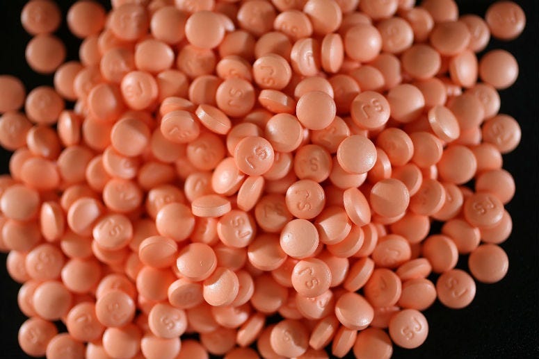 Taking low-dose aspirin to prevent heart disease and stroke is associated with an increased risk of bleeding in the skull in people without a history of those conditions, according to a new report.