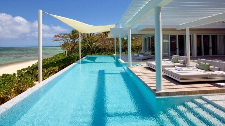 All six of the villas on the Banwa Private Island resort have a swimming pool and hot tub.