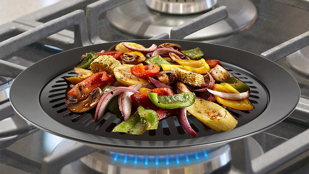 Turn any meal into a barbecue with this smokeless indoor/outdoor grill