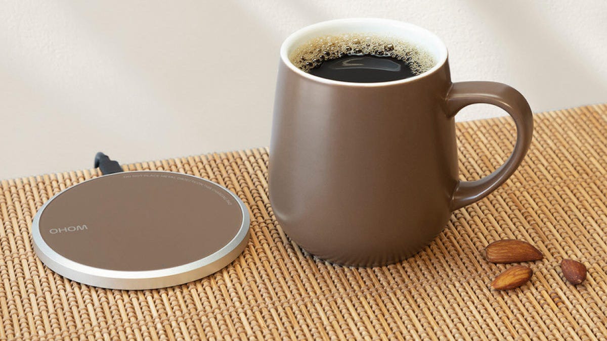 Give the gift of forever-hot coffee with this must-have gadget