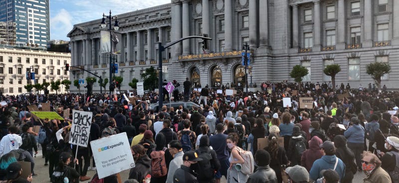 Protests against police brutality continue in San Francisco hours before second night of curfew, May 31, 2020