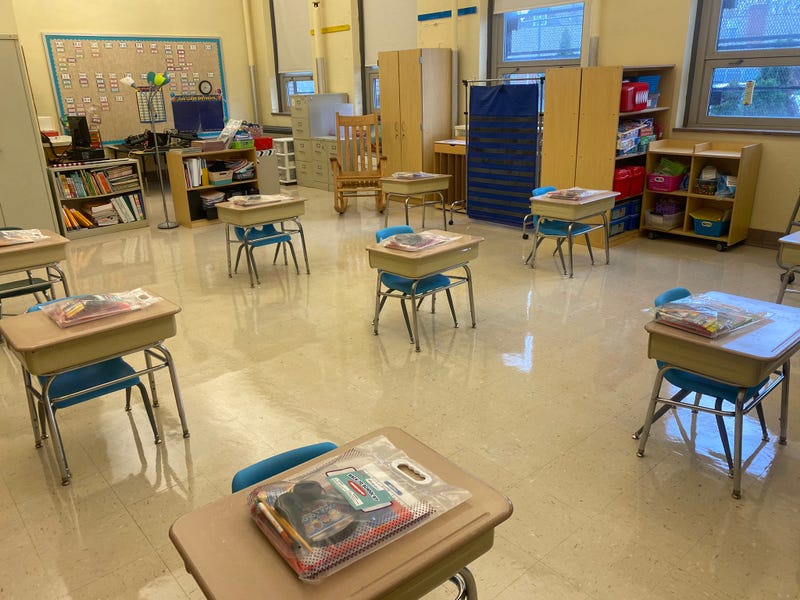 Desks at Pittsburgh Lincoln