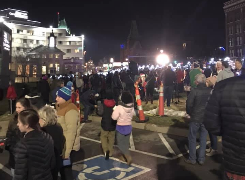 Cardinal Glennon light up event