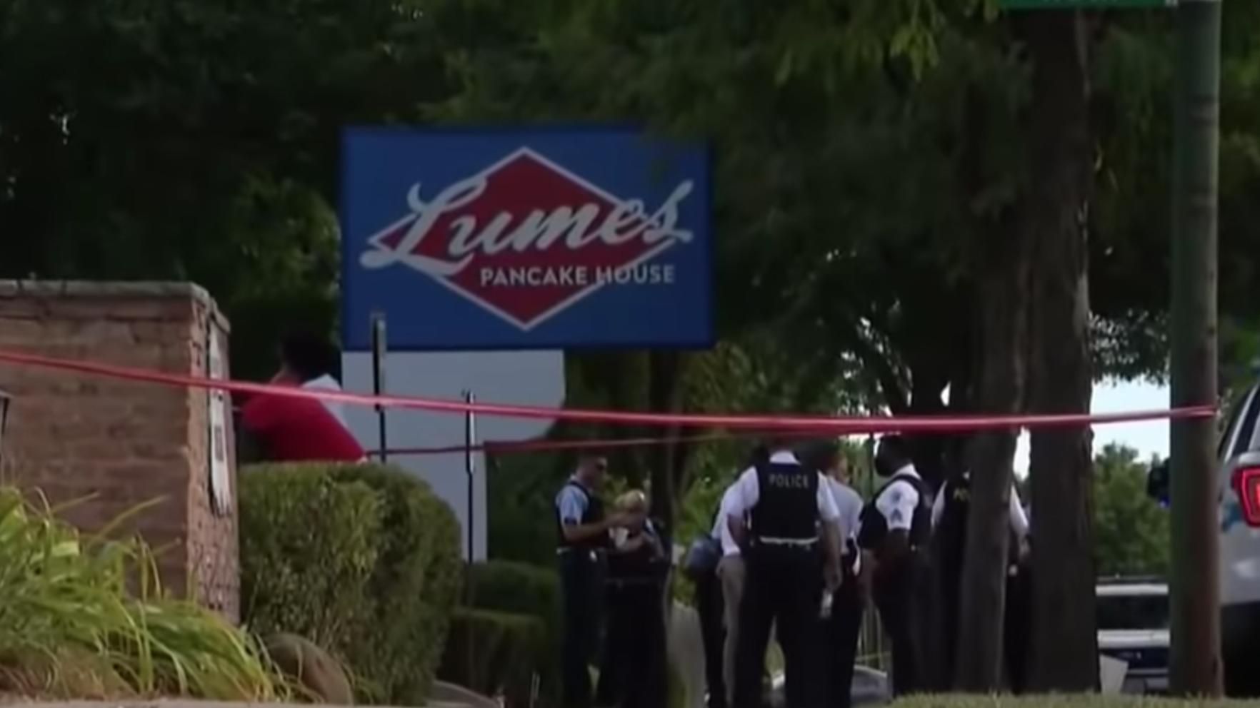 5 Shot, 1 Fatally, While Dining Outside At Morgan Park Pancake House