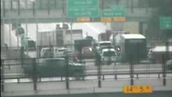 Driver killed when he rear-ends semi truck stopped in traffic on I-75 in Detroit: MSP