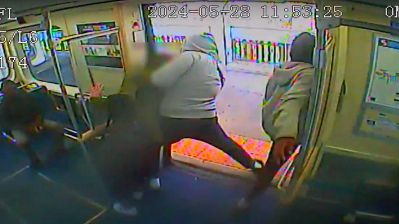 Philadelphia police are looking for a group of teenagers who trapped a rider on the Market-Frankford Line and stole her cellphone last month.