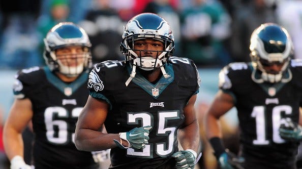 LeSean McCoy retires from NFL as Philadelphia Eagle
