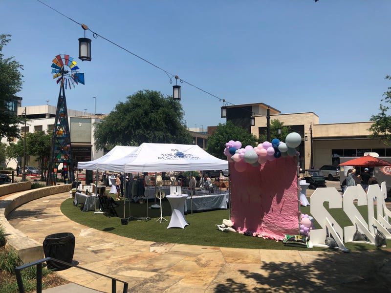 Shops of Clearfork pop-ups supporting Ukraine shops