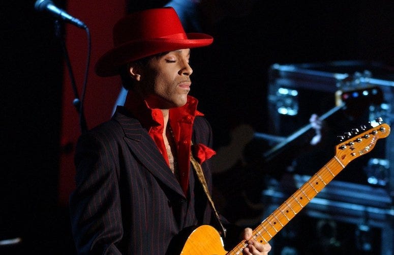 Prince, Rock and Roll Hall of Fame, Performance, Guitar Solo, Red Hat, 2004