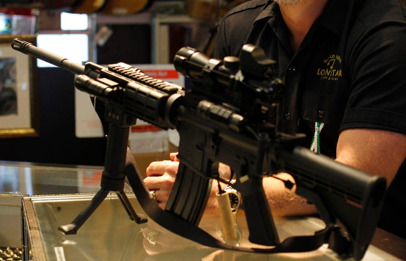 gun-ar-15-sipa_13086688.jpg