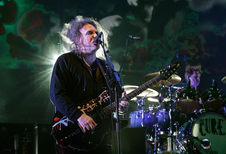 Robert Smith, The Cure, Concert, Singing, Guitar, 2014