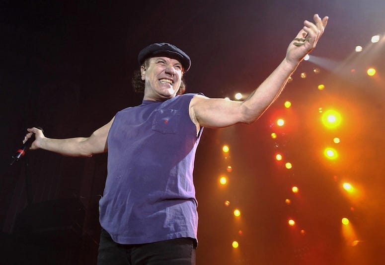 AC/DC, Brian Johnson, Concert, Posing, Smiling, 2003