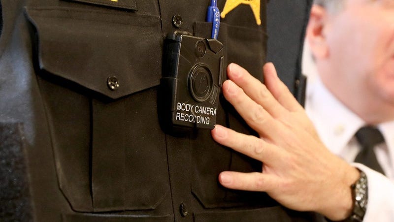 police-body-camera-sipa_19166924-e1520631738559.jpg