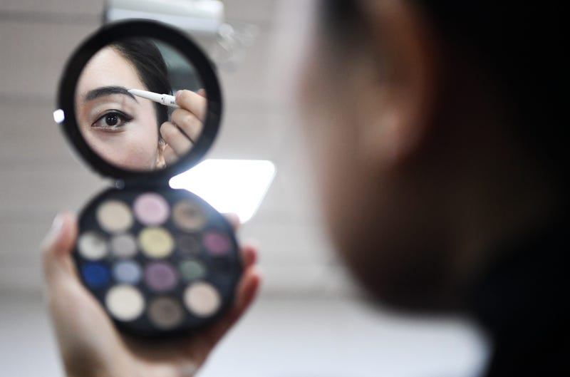 Make Up