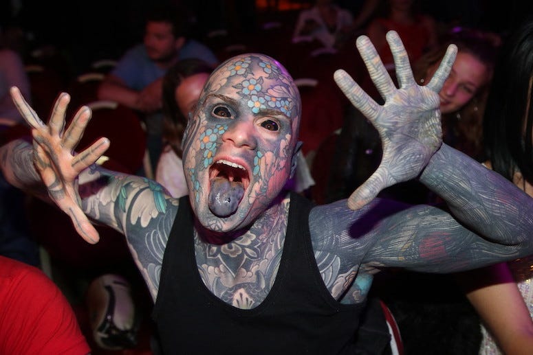 Sylvain Helain, Freaky Hoody, Miss Tatoo Party, Tattoos, Tongue, Black Eyes