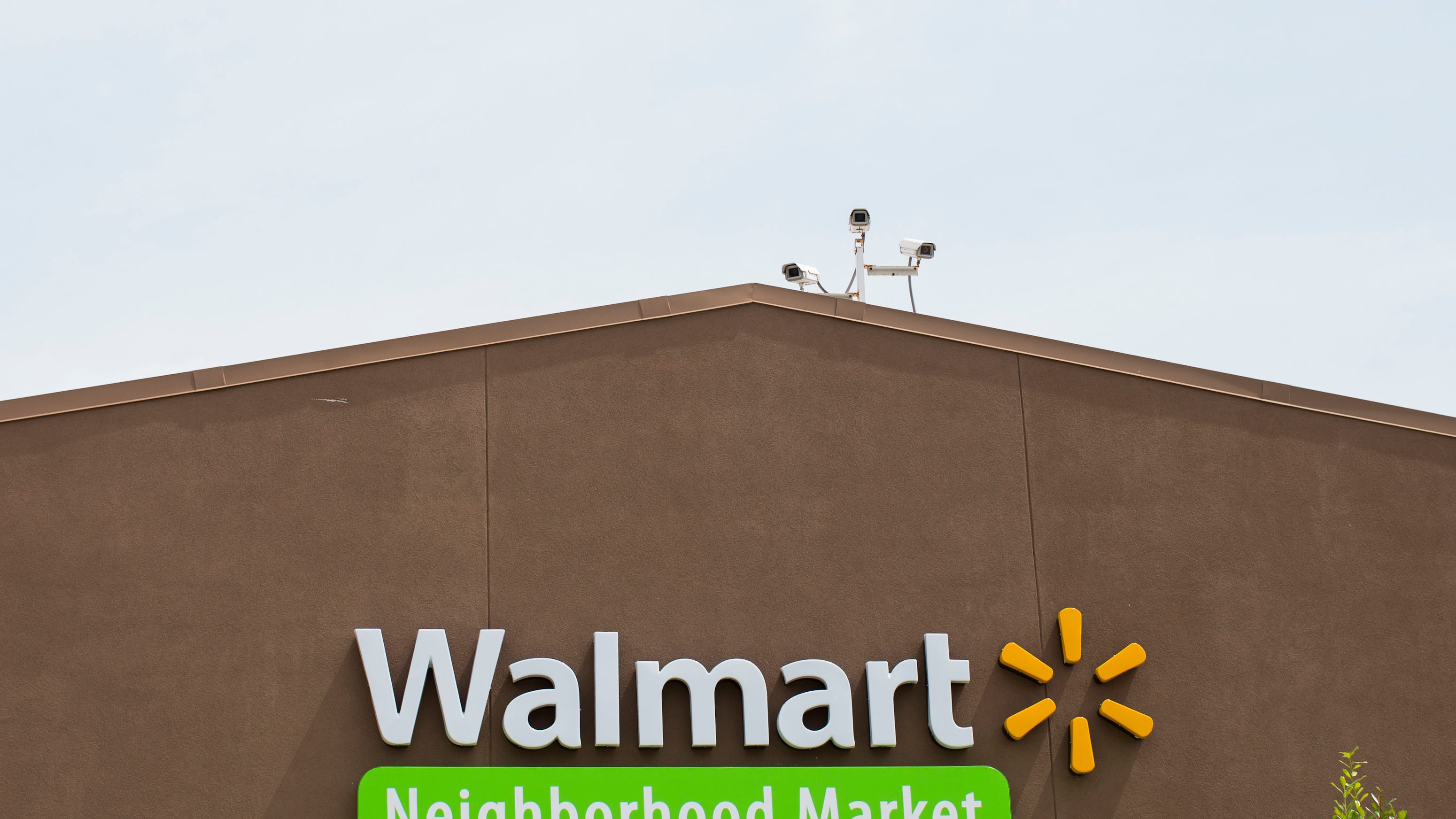 Walmart Neighborhood Market in Uptown Dallas closed for COVID-related "deep cleaning"