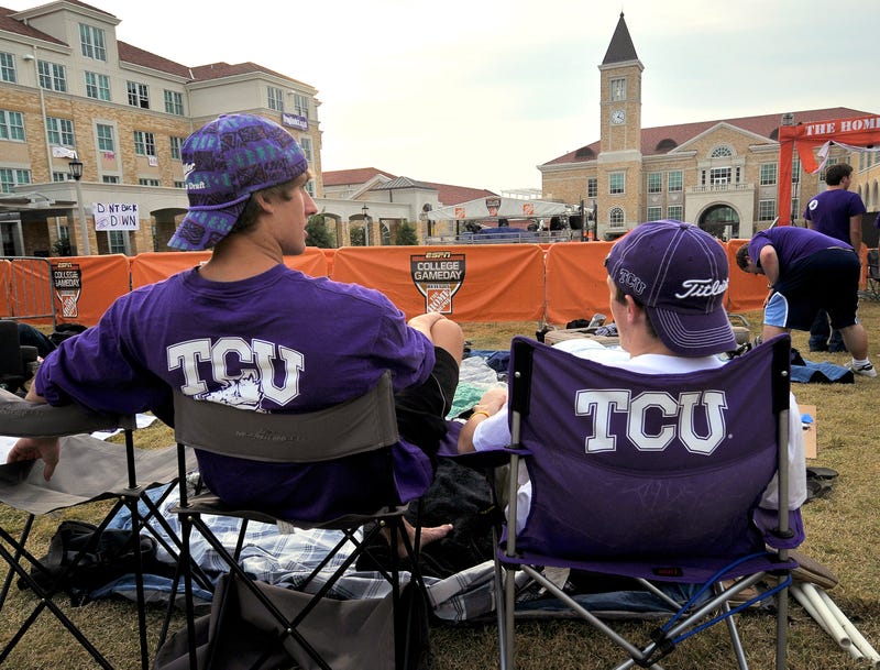 TCU to Cover Full Tuition, Housing for Low-Income Texas Students