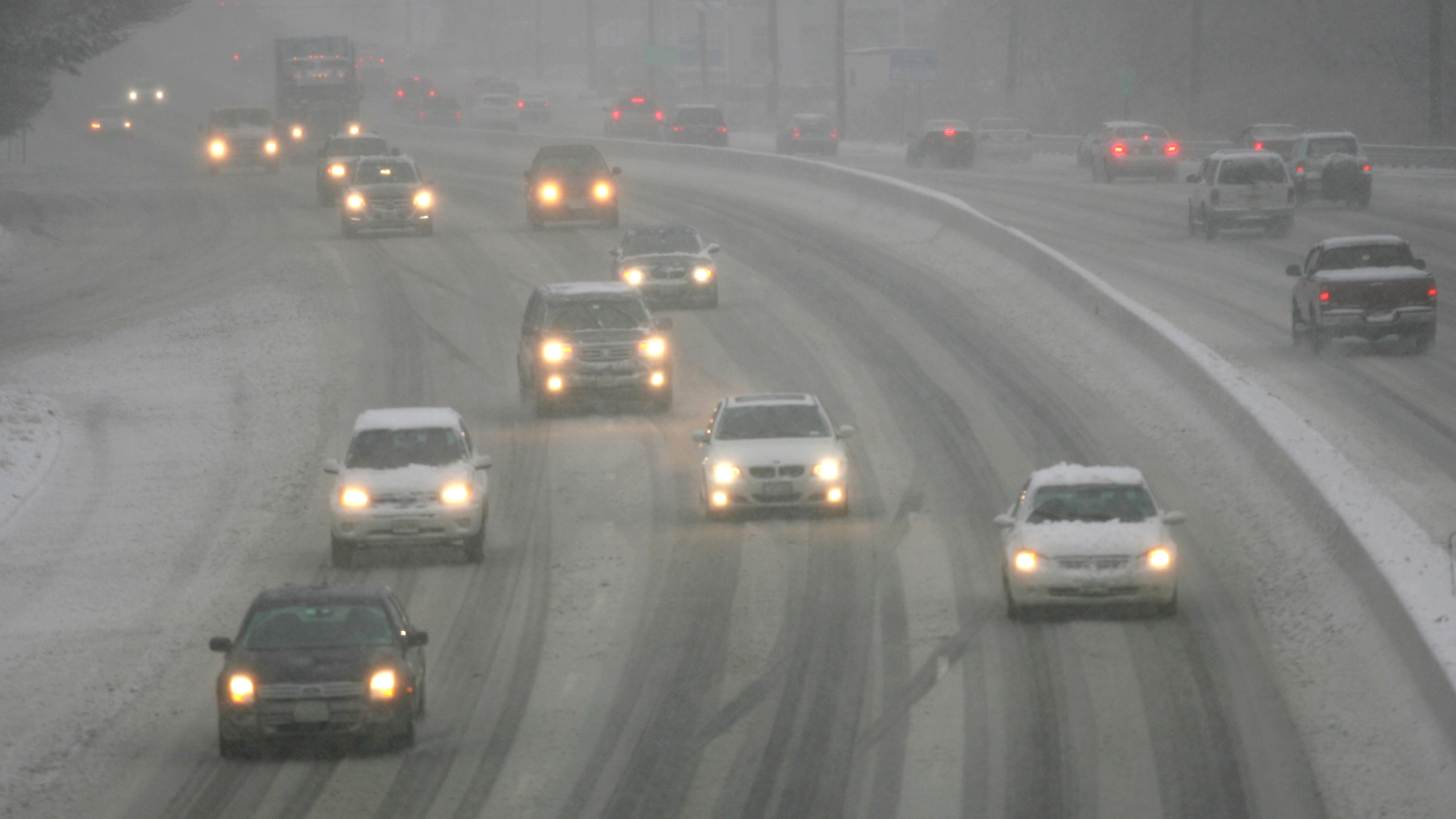 Gov. Murphy declares state of emergency in NJ for storm, NJ Transit suspends majority of service
