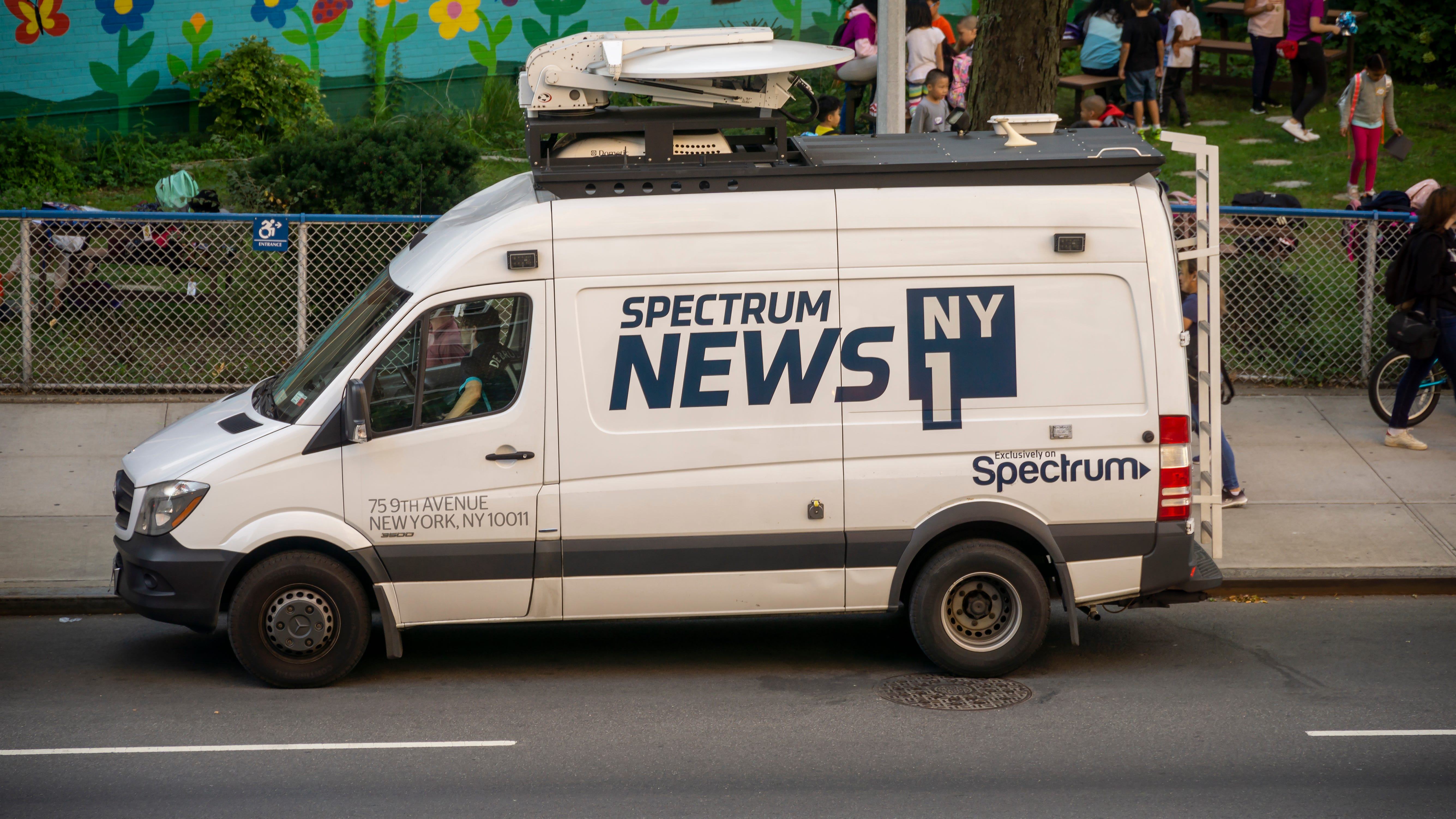 NY1 meteorologist fired after nude webcam appearances: 'I acted out my compulsive behaviors'