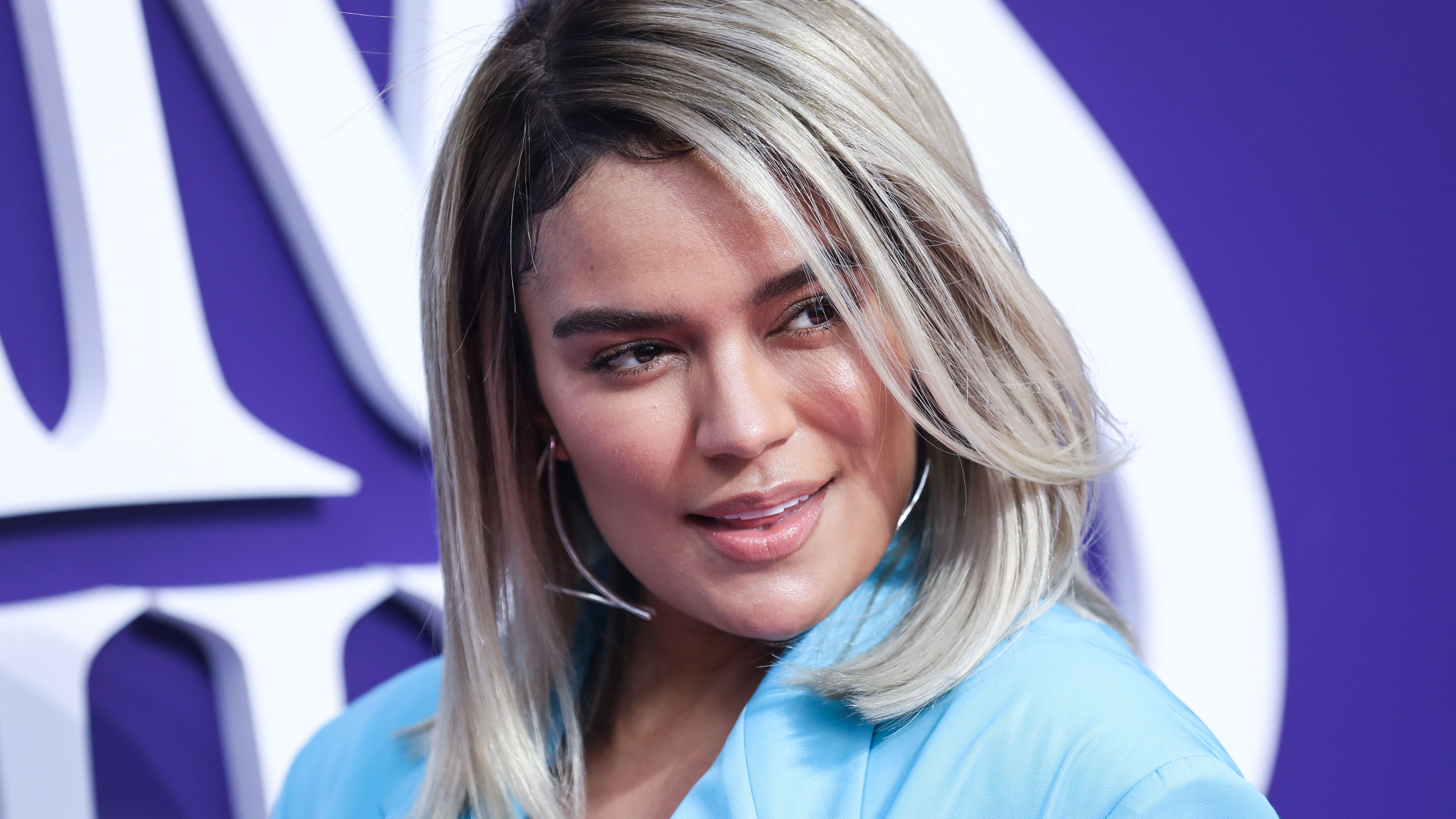 Como ‘Tusa’ de Karol G Se Convirtió en un Fenómeno