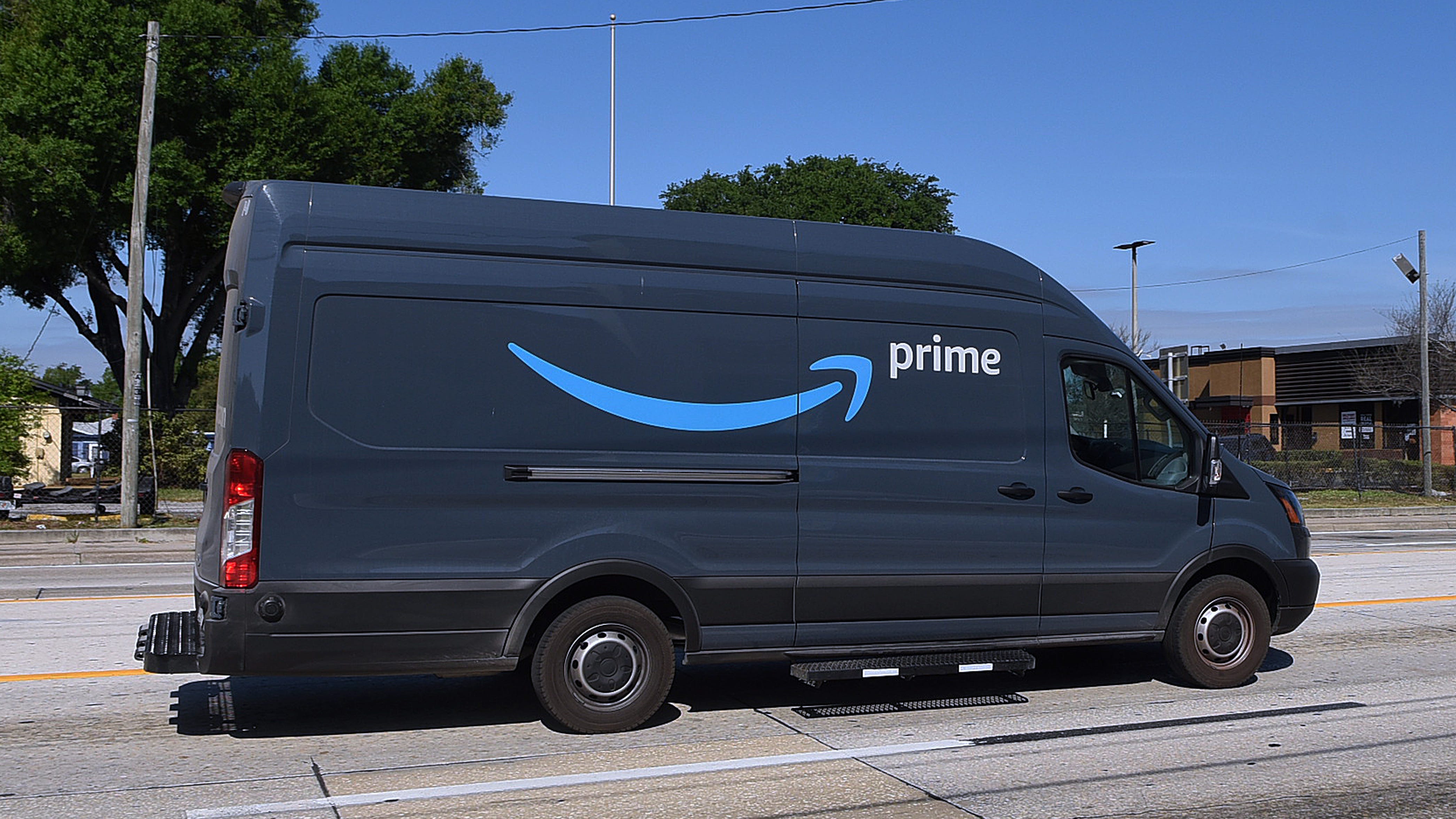 Amazon tests new delivery system using North Texas malls