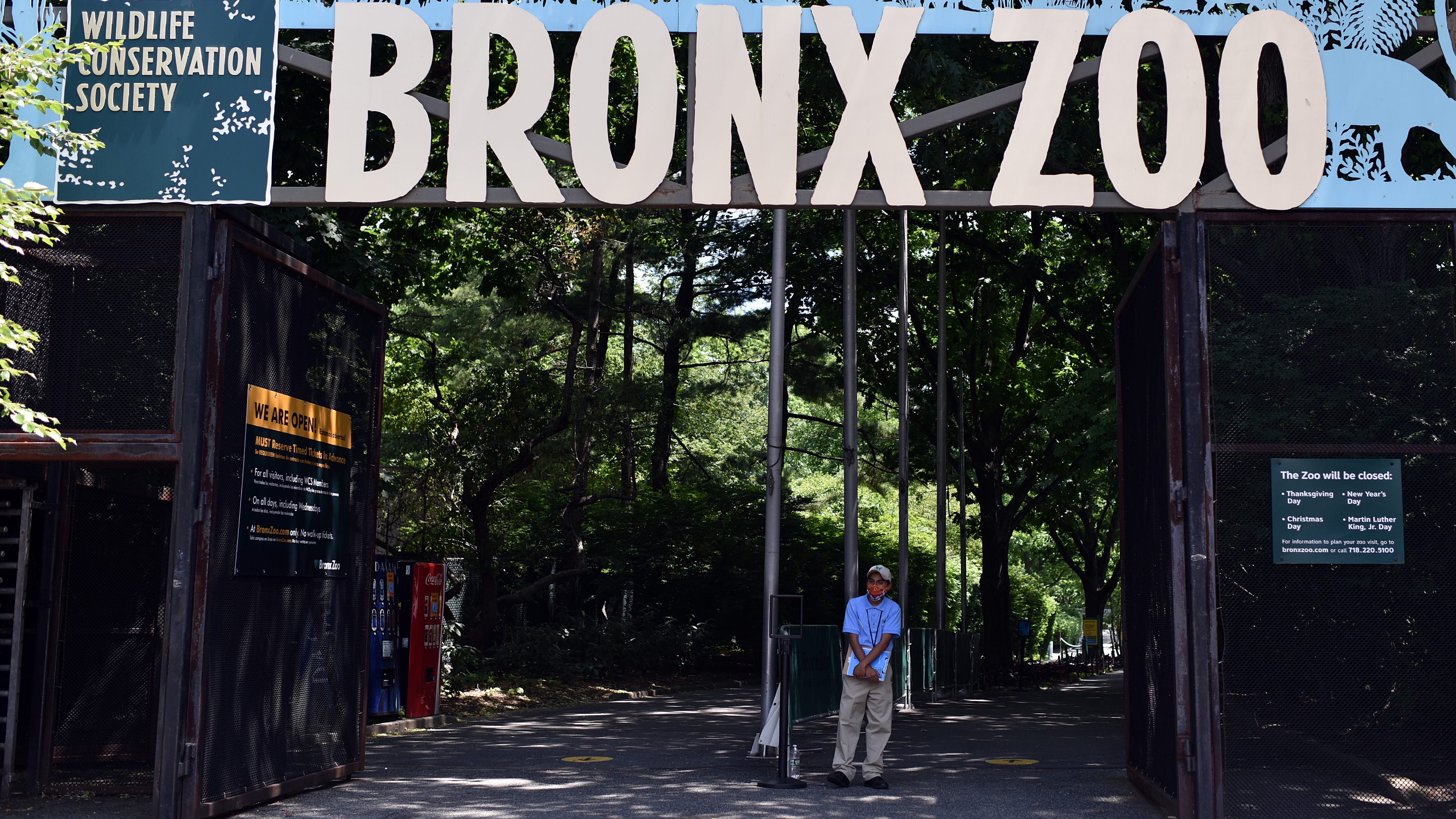 Bronx Zoo among NYC pop-up vax sites offering free tickets for families