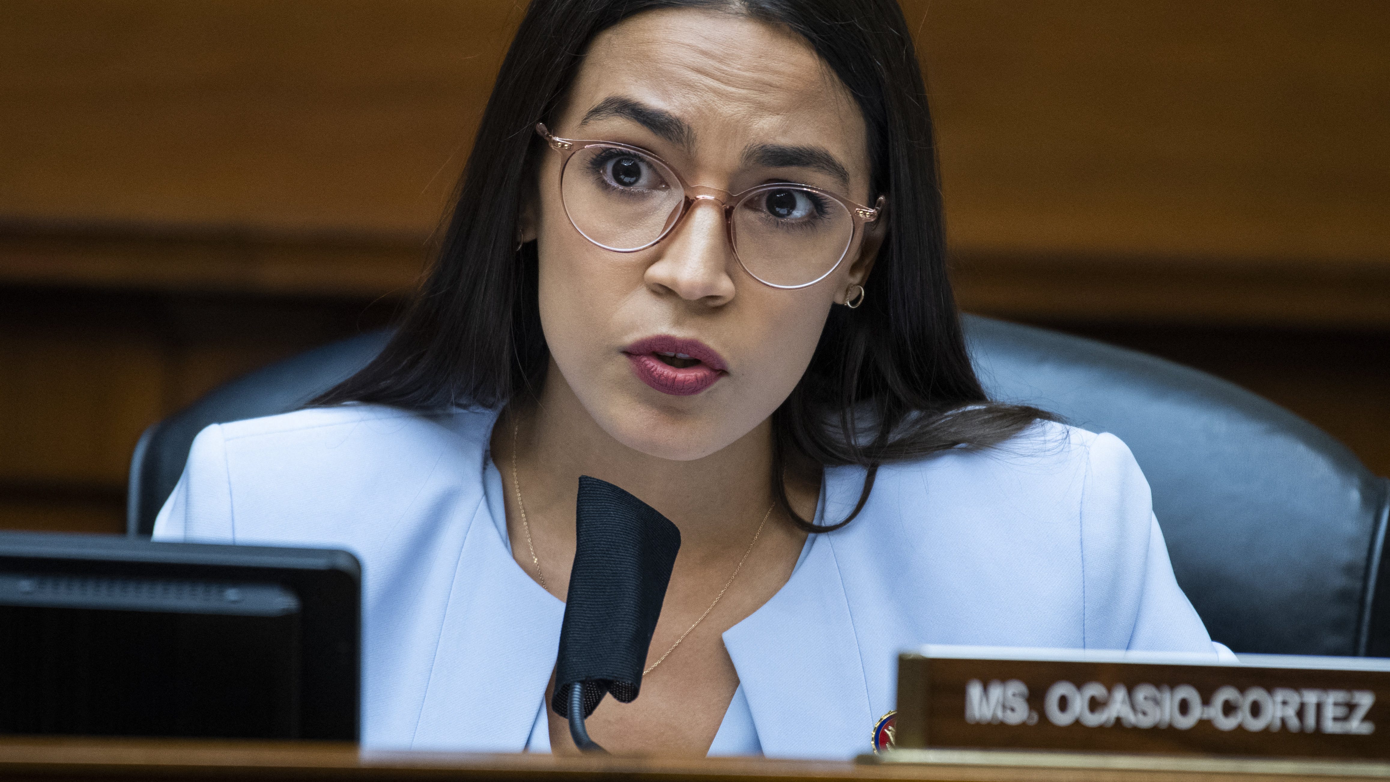 AOC offers her US Capitol office to hundreds of National Guard soldiers seen resting in parking garage
