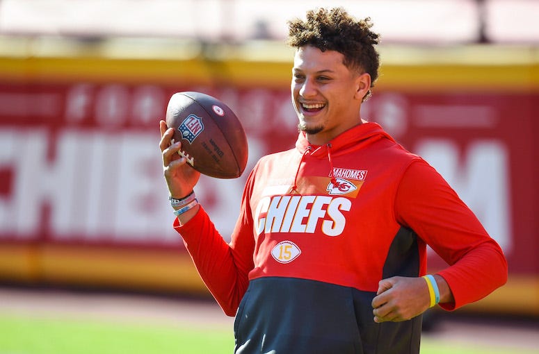 Patrick Mahomes, Arrowhead Stadium, Smiling