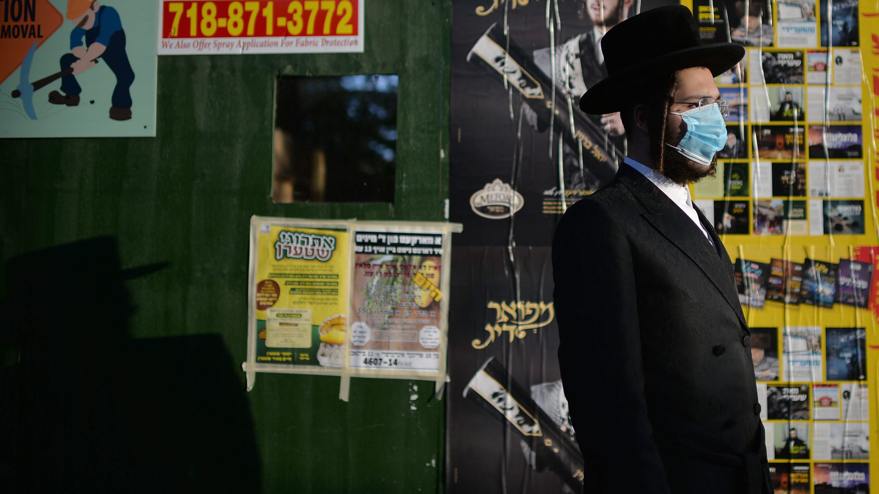 Hundreds protest new COVID restrictions in Brooklyn