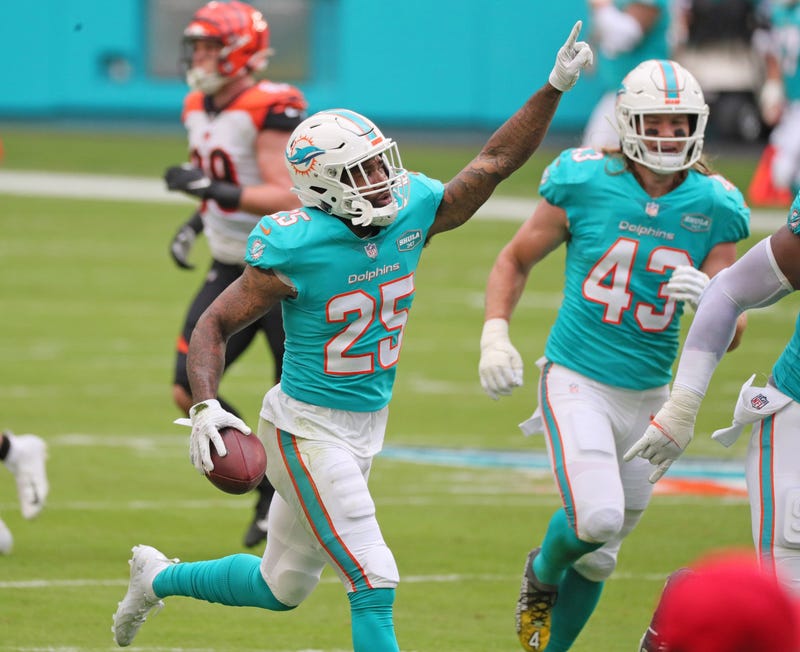 Xavien Howard records his 8th INT of 2020