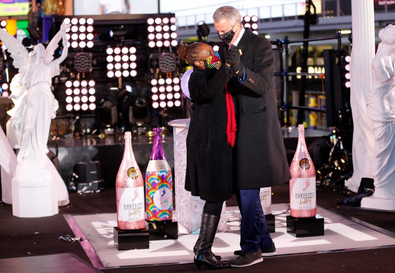 Then-Mayor Bill de Blasio dances with his wife Chirlane McCray in Times Square on New Years Eve on Dec. 31, 2020